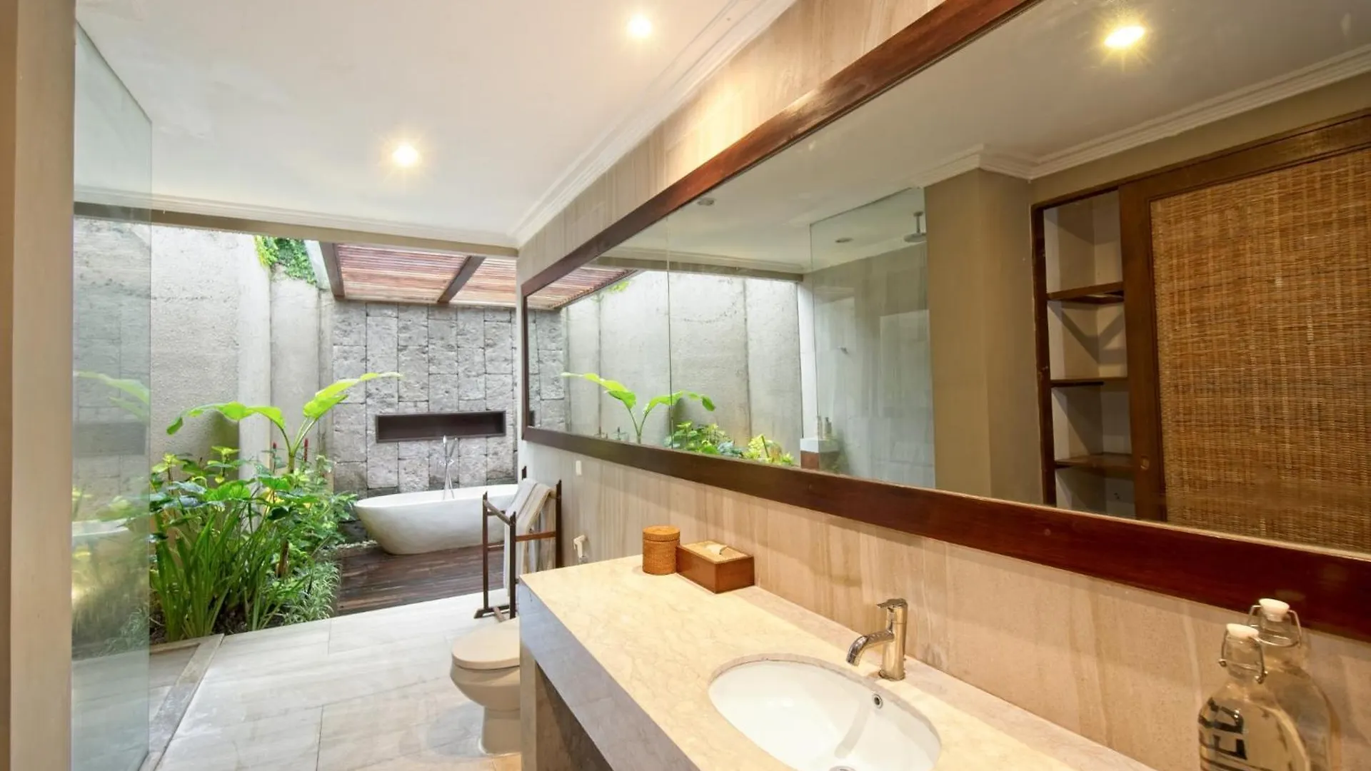 Kecapi Villa Seminyak By Ini Vie Hospitality Seminyak (Bali)